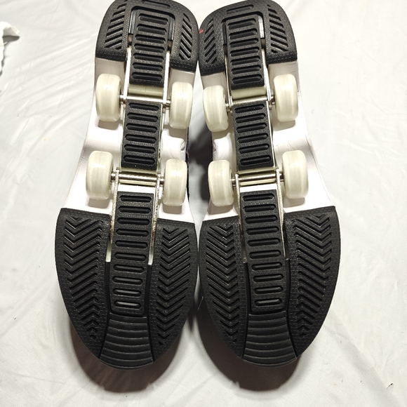 Double-Row Deform Wheel Automatic Walking Shoes Invisible Roller Skate Size 9.5 - Picture 8 of 9
